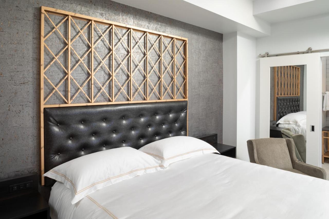 Hotel On Phillips Sioux Falls Bagian luar foto