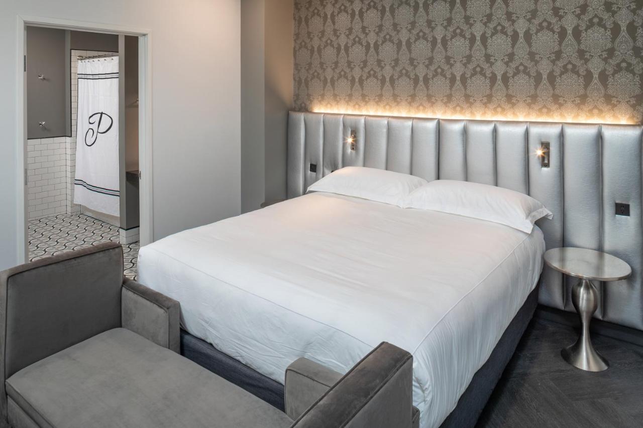 Hotel On Phillips Sioux Falls Bagian luar foto