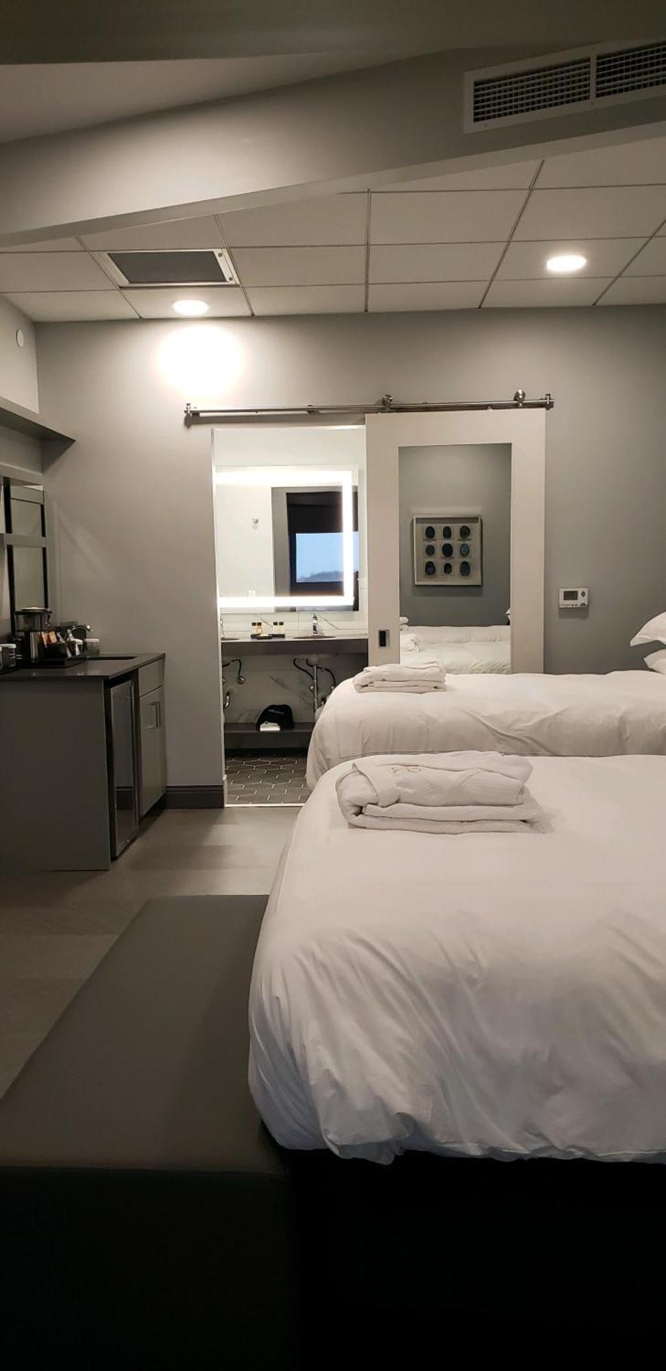 Hotel On Phillips Sioux Falls Bagian luar foto