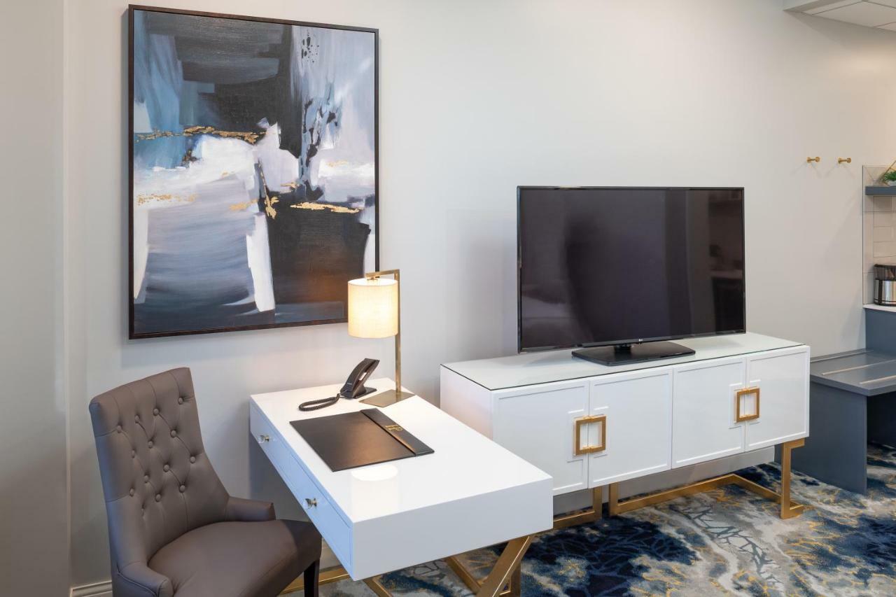 Hotel On Phillips Sioux Falls Bagian luar foto