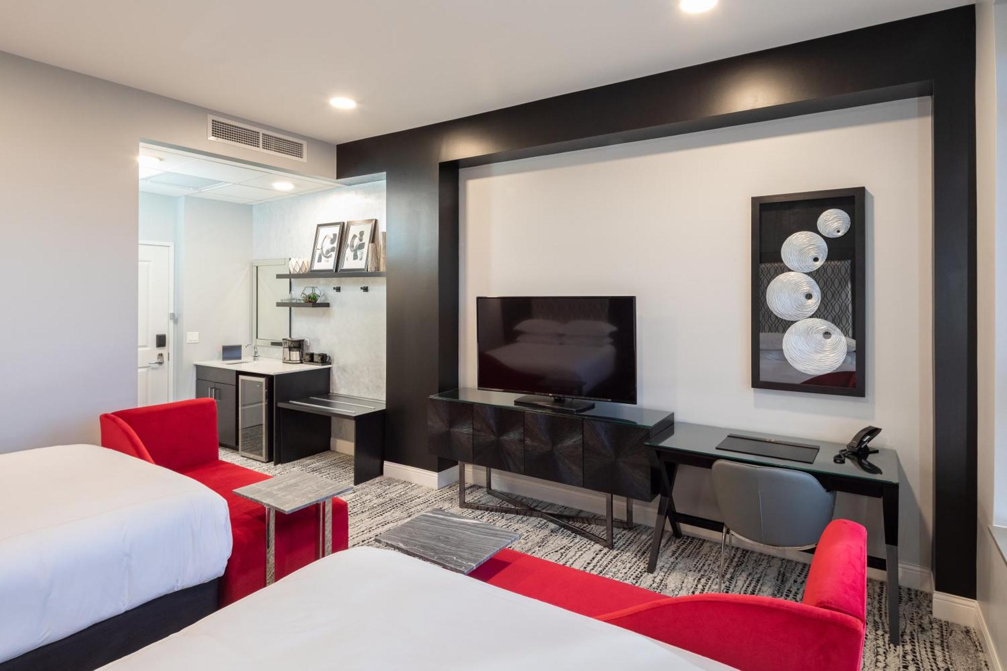 Hotel On Phillips Sioux Falls Bagian luar foto