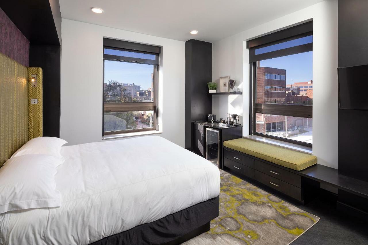 Hotel On Phillips Sioux Falls Bagian luar foto